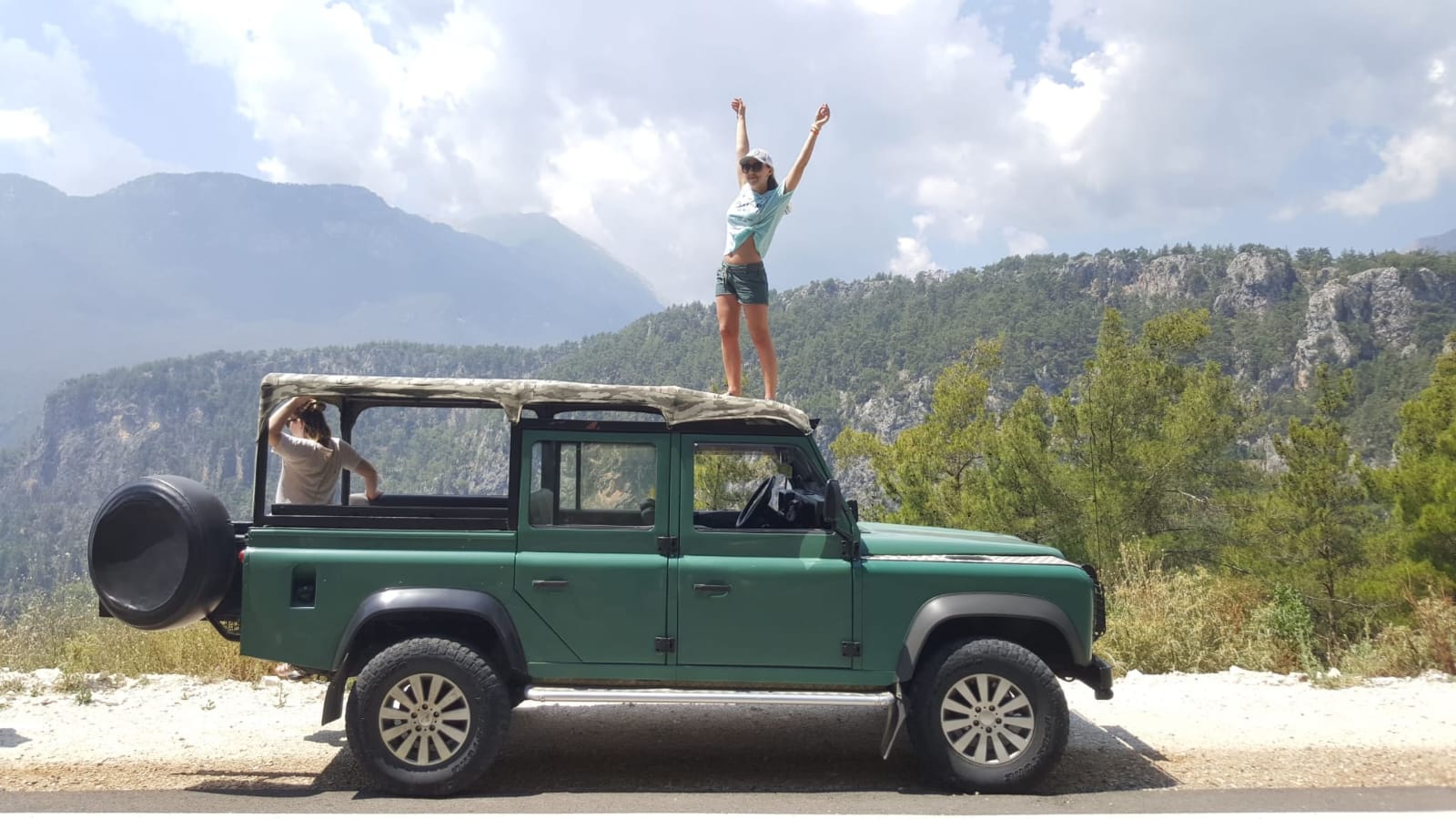 DŽIPŲ SAFARIS Kemere