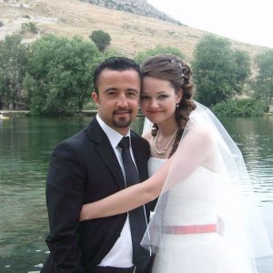 Asmeninės nuotr./Pažintis su lietuvaite Indre turkui Mustafa baigėsi laimingai – pora susituokė